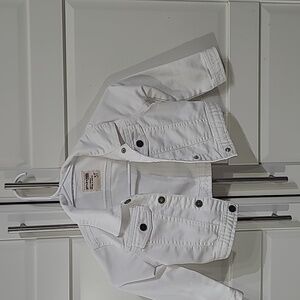 Genuine kids Oshkosh girl toddler white jean Bomber jacket Size 3Tuse/great cond